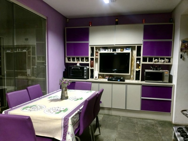 R$ 4.000.000 - PORTEIRA FECHADA - ESPETACULAR S&Iacute;TIO CLUBE COM RESID&Ecirc;NCIA DE ALTO PADR&Atilde;O Estrada do Rincão Porto Alegre - 