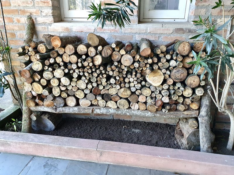 R$ 4.000.000 - PORTEIRA FECHADA - ESPETACULAR S&Iacute;TIO CLUBE COM RESID&Ecirc;NCIA DE ALTO PADR&Atilde;O Estrada do Rincão Porto Alegre - 