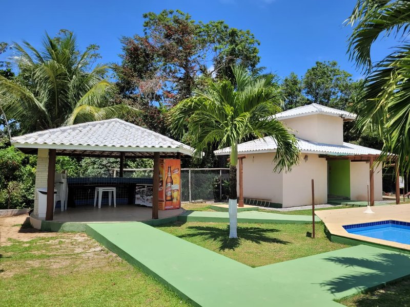 CASA 4 QUARTOS 3 SUÍTES SALAS VARANDAS PISCINA GARAGEM PARA 7 CARROS EM BARRA DO JACUÍPE! Rua do Jacuípe Camaçari - 