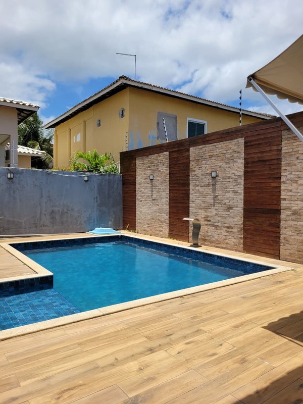 CASA 4 QUARTOS 3 SUÍTES SALAS VARANDAS PISCINA GARAGEM PARA 7 CARROS EM BARRA DO JACUÍPE! Rua do Jacuípe Camaçari - 