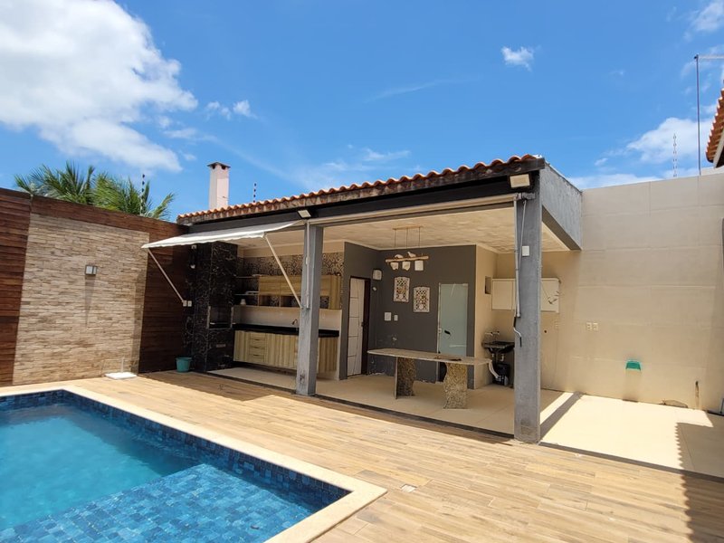 CASA 4 QUARTOS 3 SUÍTES SALAS VARANDAS PISCINA GARAGEM PARA 7 CARROS EM BARRA DO JACUÍPE! Rua do Jacuípe Camaçari - 