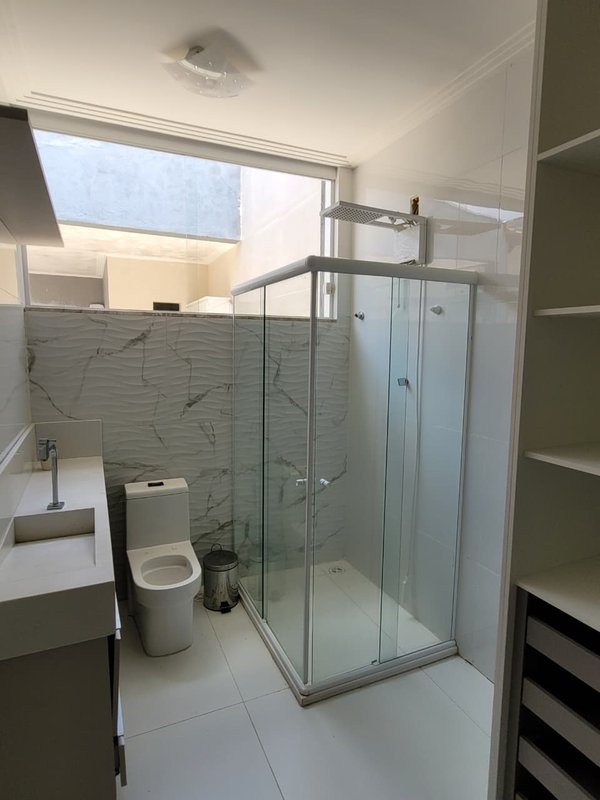 CASA 4 QUARTOS 3 SUÍTES SALAS VARANDAS PISCINA GARAGEM PARA 7 CARROS EM BARRA DO JACUÍPE! Rua do Jacuípe Camaçari - 