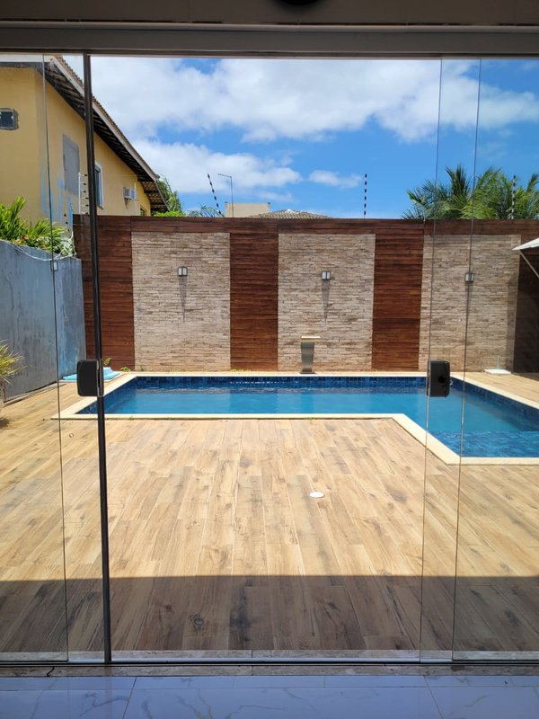 CASA 4 QUARTOS 3 SUÍTES SALAS VARANDAS PISCINA GARAGEM PARA 7 CARROS EM BARRA DO JACUÍPE! Rua do Jacuípe Camaçari - 