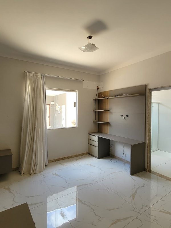 CASA 4 QUARTOS 3 SUÍTES SALAS VARANDAS PISCINA GARAGEM PARA 7 CARROS EM BARRA DO JACUÍPE! Rua do Jacuípe Camaçari - 