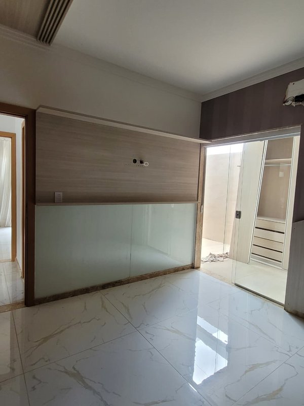 CASA 4 QUARTOS 3 SUÍTES SALAS VARANDAS PISCINA GARAGEM PARA 7 CARROS EM BARRA DO JACUÍPE! Rua do Jacuípe Camaçari - 