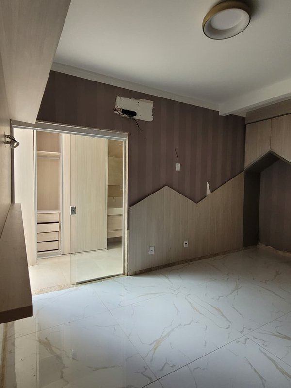 CASA 4 QUARTOS 3 SUÍTES SALAS VARANDAS PISCINA GARAGEM PARA 7 CARROS EM BARRA DO JACUÍPE! Rua do Jacuípe Camaçari - 