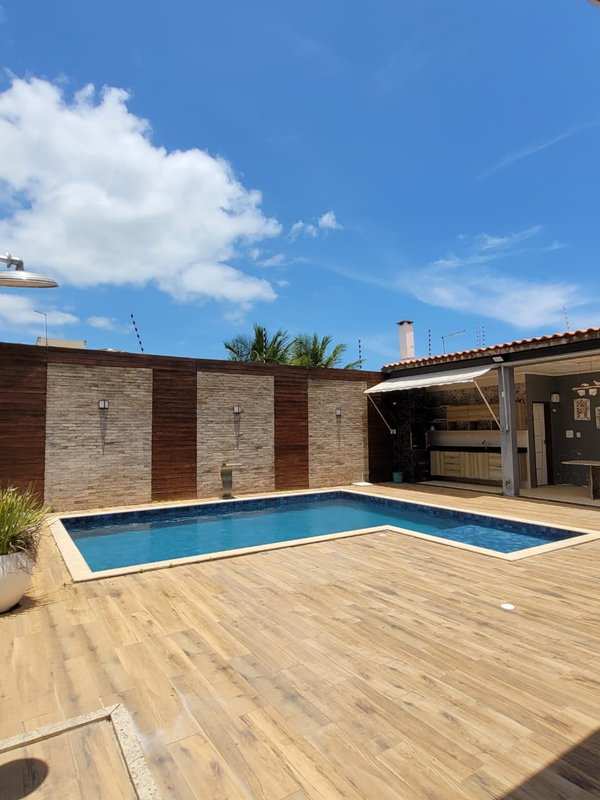 CASA 4 QUARTOS 3 SUÍTES SALAS VARANDAS PISCINA GARAGEM PARA 7 CARROS EM BARRA DO JACUÍPE! Rua do Jacuípe Camaçari - 