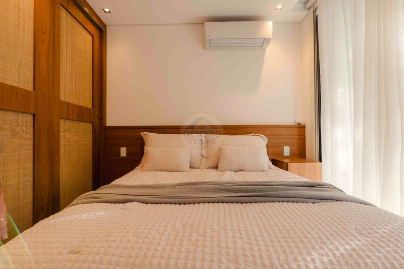 Casa de Alto Padr&atilde;o em Condom&iacute;nio a 150m da Praia Maresias - VENDA  São Sebastião - 