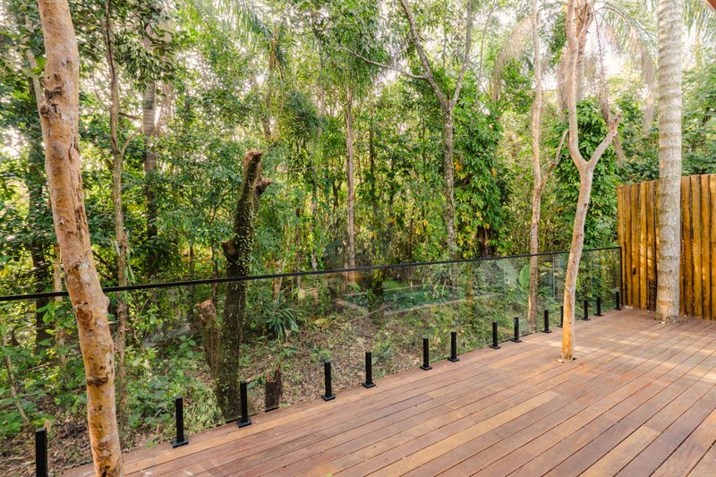 Casa de Alto Padr&atilde;o em Condom&iacute;nio a 150m da Praia Maresias - VENDA  São Sebastião - 