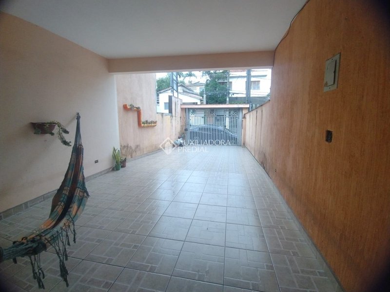 SOBRADO 2 SUÍTES - JD. HOLLYWOOD - SÃO BERNARDO DO CAMPO Rua Universal São Bernardo do Campo - 