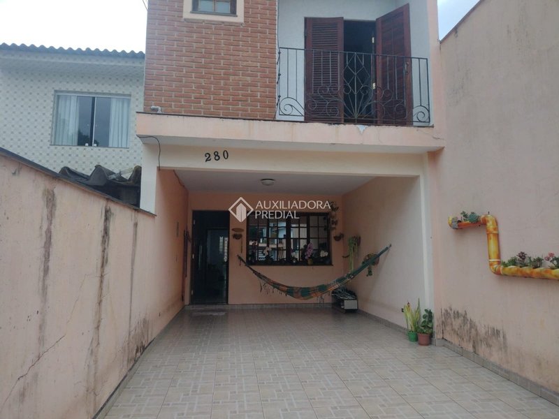 SOBRADO 2 SUÍTES - JD. HOLLYWOOD - SÃO BERNARDO DO CAMPO Rua Universal São Bernardo do Campo - 