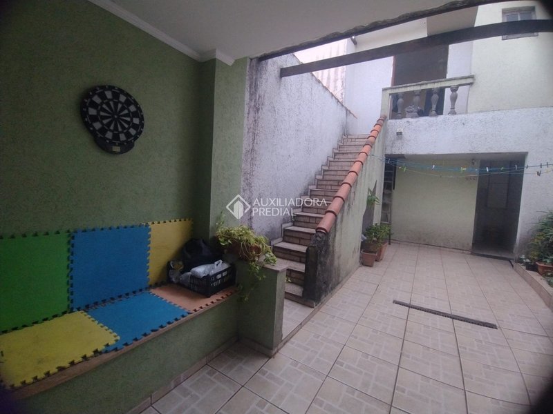 SOBRADO 2 SUÍTES - JD. HOLLYWOOD - SÃO BERNARDO DO CAMPO Rua Universal São Bernardo do Campo - 