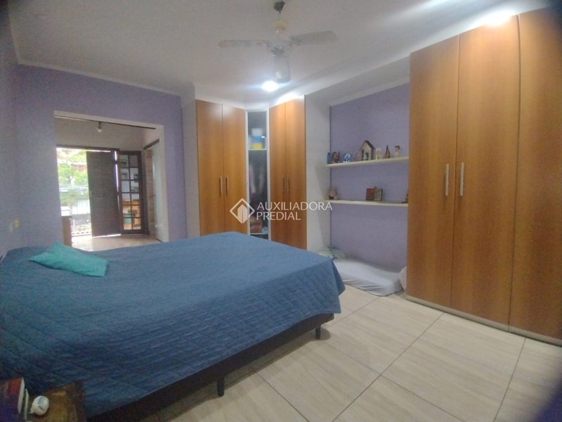 SOBRADO 2 SUÍTES - JD. HOLLYWOOD - SÃO BERNARDO DO CAMPO Rua Universal São Bernardo do Campo - 