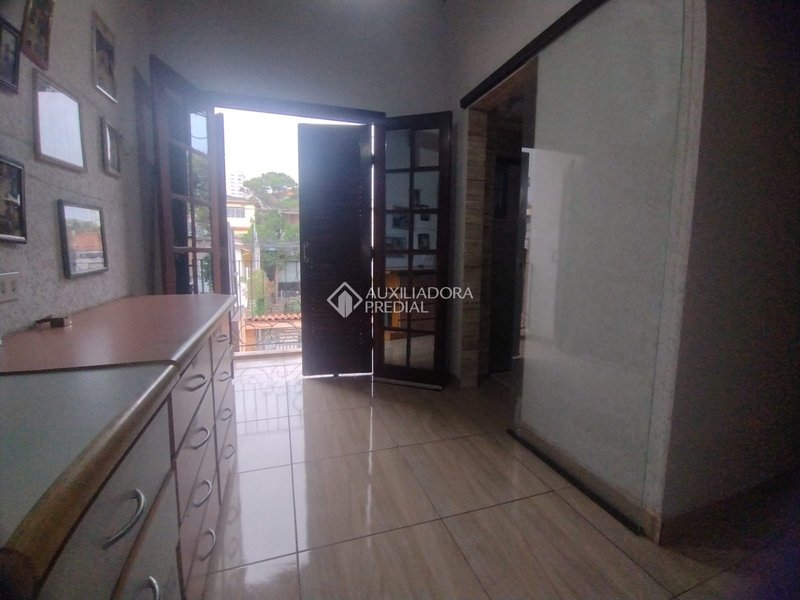 SOBRADO 2 SUÍTES - JD. HOLLYWOOD - SÃO BERNARDO DO CAMPO Rua Universal São Bernardo do Campo - 