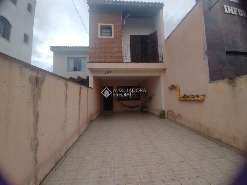 SOBRADO 2 SUÍTES - JD. HOLLYWOOD - SÃO BERNARDO DO CAMPO Rua Universal São Bernardo do Campo - 