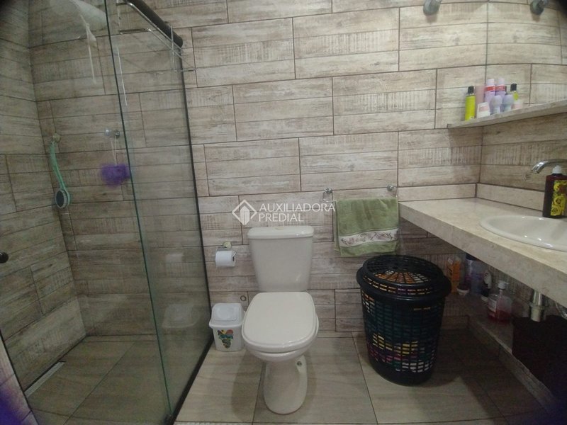 SOBRADO 2 SUÍTES - JD. HOLLYWOOD - SÃO BERNARDO DO CAMPO Rua Universal São Bernardo do Campo - 