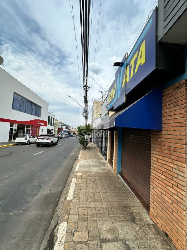 Ponto Comercial para Locação – Rua XV de Novembro - localização estratégica  Tatuí - 
