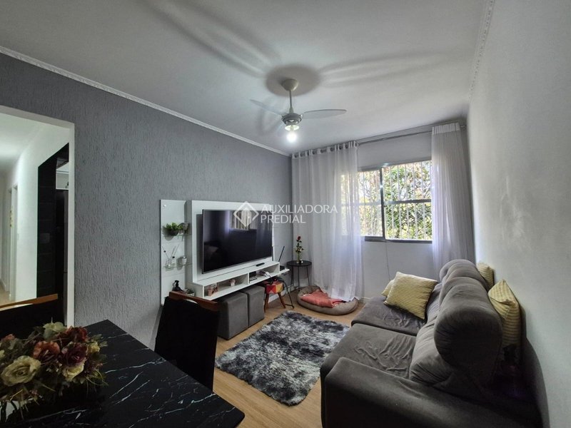 Apartamento reformado á venda  2 Quartos Bairro Alves Dias SBC Rua Alexandre Bonício São Bernardo do Campo - 