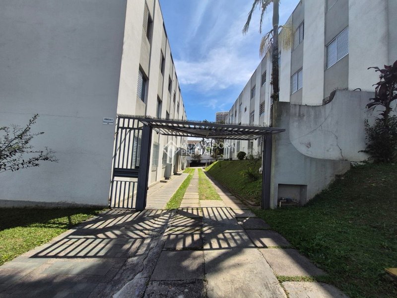 Apartamento reformado á venda  2 Quartos Bairro Alves Dias SBC Rua Alexandre Bonício São Bernardo do Campo - 