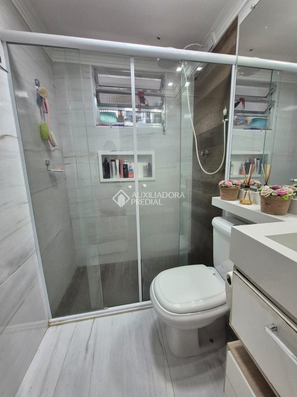 Apartamento reformado á venda  2 Quartos Bairro Alves Dias SBC Rua Alexandre Bonício São Bernardo do Campo - 