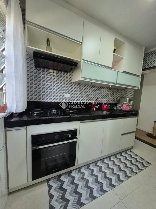 Apartamento reformado á venda  2 Quartos Bairro Alves Dias SBC Rua Alexandre Bonício São Bernardo do Campo - 