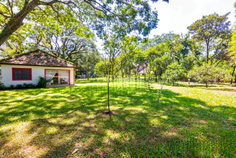 R$ 1.200.000 - LINDO SÍTIO - 10.000M2 DE TRANQUILIDADE E NATUREZA - AÇUDE - PISCINA Beco Passo da Taquara Porto Alegre - 