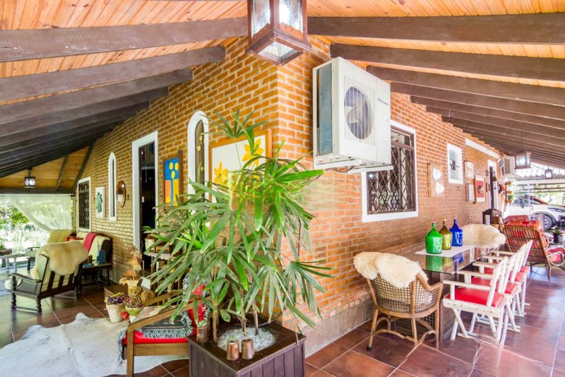 R$ 1.200.000 - LINDO SÍTIO - 10.000M2 DE TRANQUILIDADE E NATUREZA - AÇUDE - PISCINA Beco Passo da Taquara Porto Alegre - 