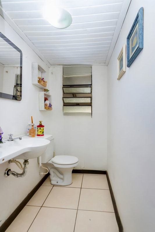 R$ 1.200.000 - LINDO SÍTIO - 10.000M2 DE TRANQUILIDADE E NATUREZA - AÇUDE - PISCINA Beco Passo da Taquara Porto Alegre - 