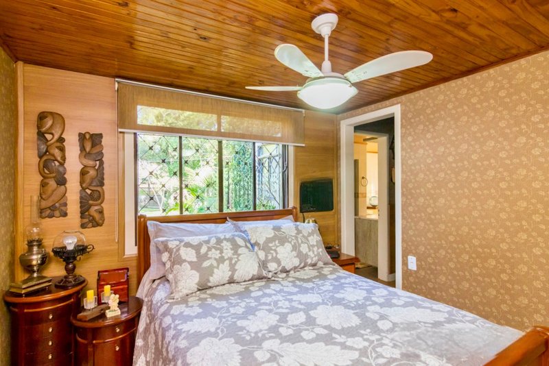 R$ 1.200.000 - LINDO SÍTIO - 10.000M2 DE TRANQUILIDADE E NATUREZA - AÇUDE - PISCINA Beco Passo da Taquara Porto Alegre - 