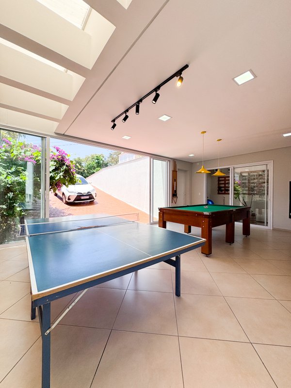 Residência Contemporânea com  Lazer Completo Fundo  Reserva Av Renova dos Santos Arujá - 