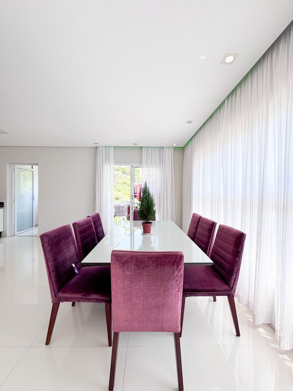 Residência Contemporânea com  Lazer Completo Fundo  Reserva Av Renova dos Santos Arujá - 