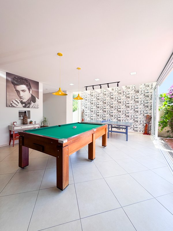 Residência Contemporânea com  Lazer Completo Fundo  Reserva Av Renova dos Santos Arujá - 