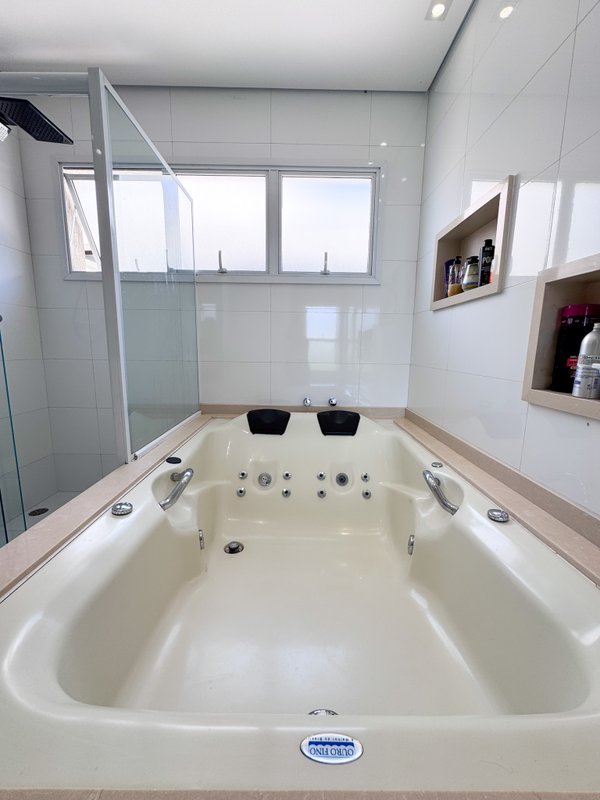 Residência Contemporânea com  Lazer Completo Fundo  Reserva Av Renova dos Santos Arujá - 