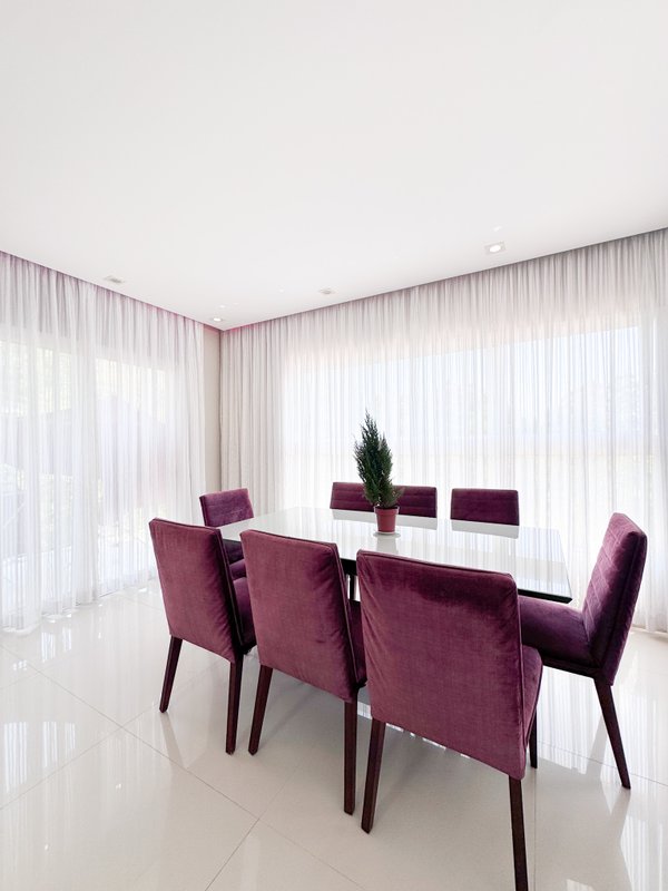 Residência Contemporânea com  Lazer Completo Fundo  Reserva Av Renova dos Santos Arujá - 