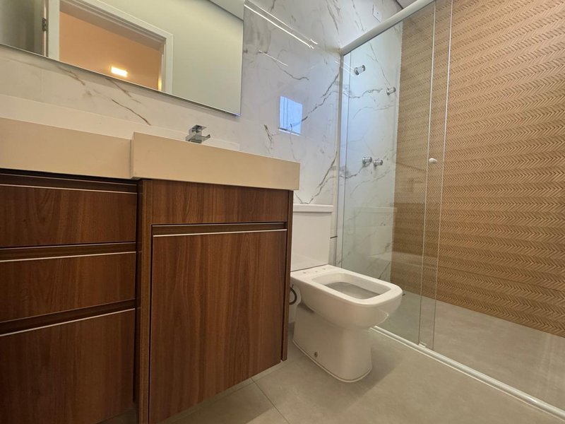 Luxuosa Casa Mobiliada &agrave; Venda no Condom&iacute;nio Parque dos Alecrins &ndash; Campinas Avenida Diaulas Serpa Campinas - 