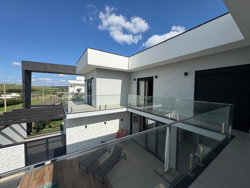 Luxuosa Casa Mobiliada &agrave; Venda no Condom&iacute;nio Parque dos Alecrins &ndash; Campinas Avenida Diaulas Serpa Campinas - 