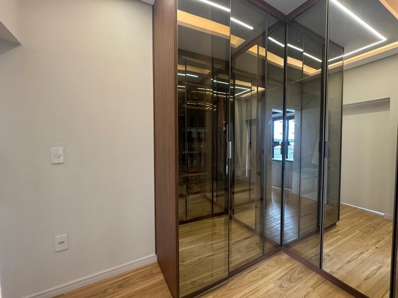 Luxuosa Casa Mobiliada &agrave; Venda no Condom&iacute;nio Parque dos Alecrins &ndash; Campinas Avenida Diaulas Serpa Campinas - 