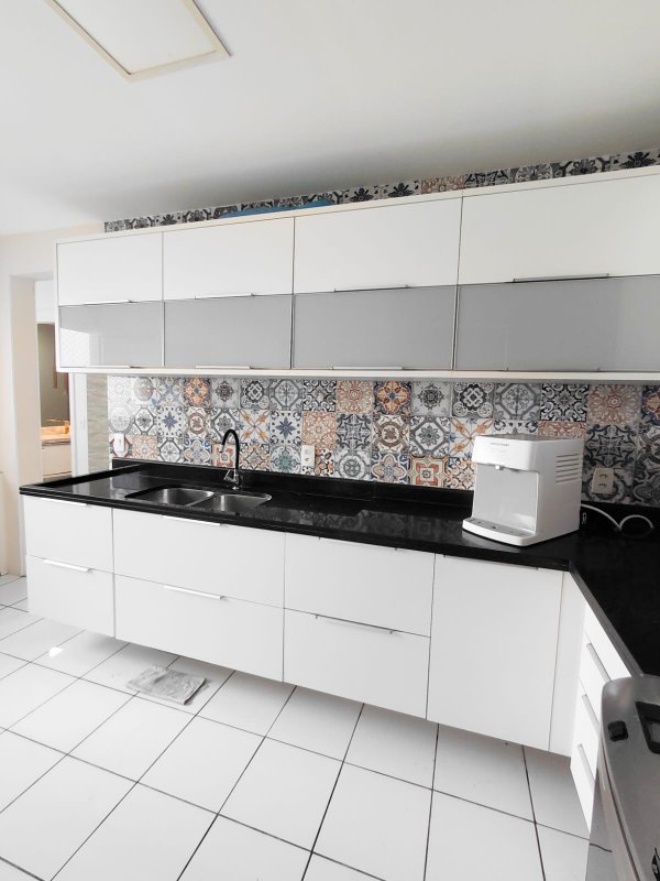 4 quartos (3 suítes). 170m². Varanda ampla. Moveis planejados. Nascente Rua Le Parc Recife - 