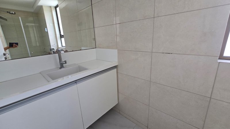 3 suítes. 136,5 m². 2 vagas de garagem cobertas. Móveis Planejados. Nascente. vista mar Rua Atlântico Recife - 