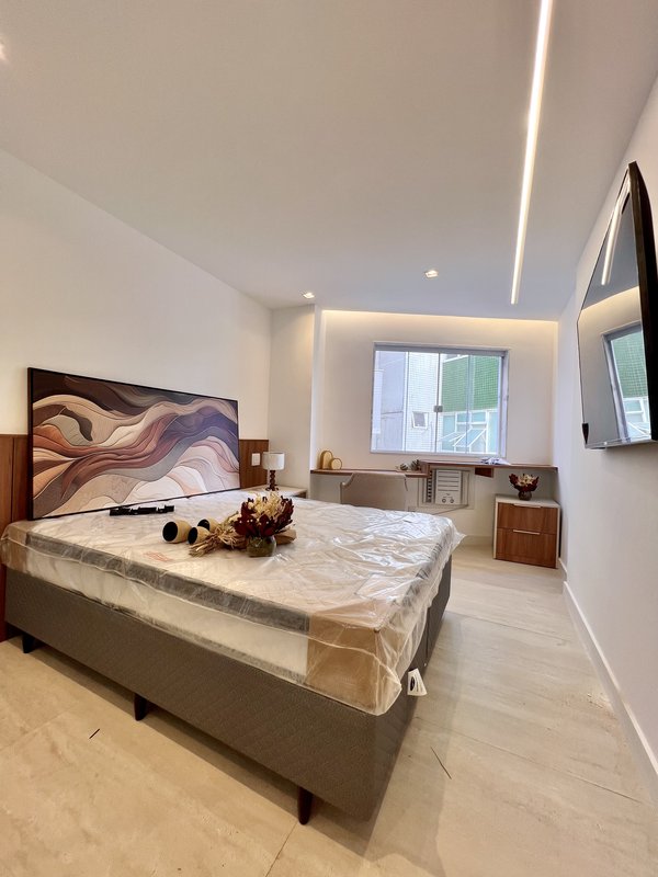 Apartamento porteira fechada rec&eacute;m reformado no Jardim Oce&acirc;nico  Rio de Janeiro - 