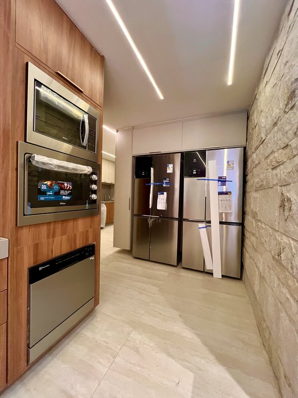 Apartamento porteira fechada rec&eacute;m reformado no Jardim Oce&acirc;nico  Rio de Janeiro - 