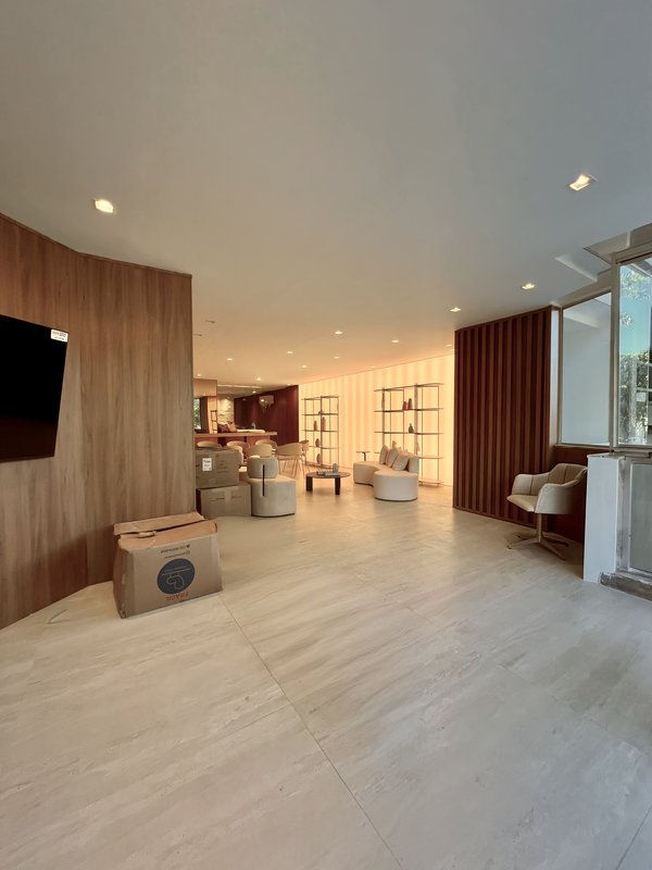 Apartamento porteira fechada rec&eacute;m reformado no Jardim Oce&acirc;nico  Rio de Janeiro - 