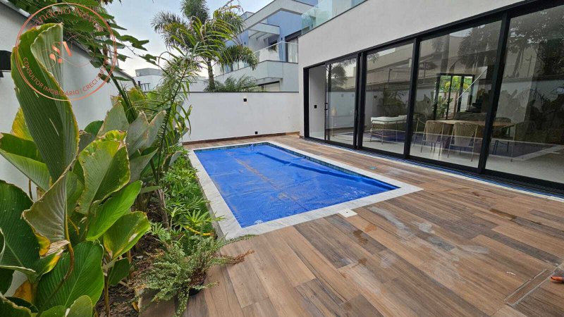 Casa &Agrave; VENDA - 4 Su&iacute;tes - 417m - R$ 4.170.000 - Alphaville Esplanada 3 - Votorantim - SP Alameda Brasilia Votorantim - 