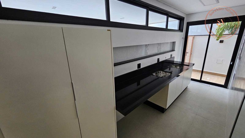 Casa &Agrave; VENDA - 4 Su&iacute;tes - 417m - R$ 4.170.000 - Alphaville Esplanada 3 - Votorantim - SP Alameda Brasilia Votorantim - 