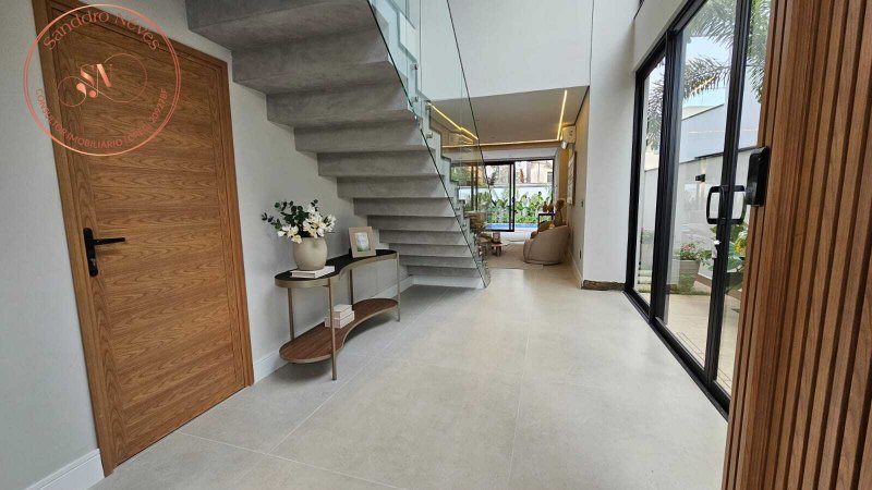 Casa &Agrave; VENDA - 4 Su&iacute;tes - 417m - R$ 4.170.000 - Alphaville Esplanada 3 - Votorantim - SP Alameda Brasilia Votorantim - 