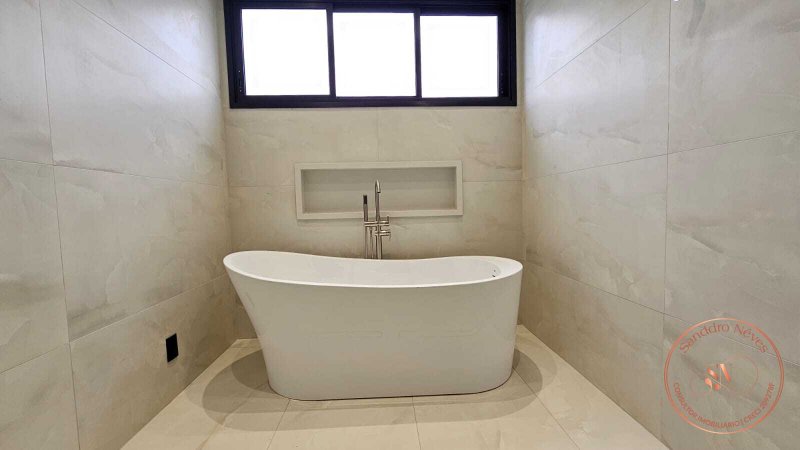 Casa &Agrave; VENDA - 4 Su&iacute;tes - 417m - R$ 4.170.000 - Alphaville Esplanada 3 - Votorantim - SP Alameda Brasilia Votorantim - 