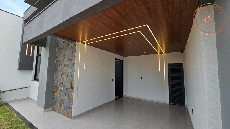 Casa T&eacute;rrea &agrave; venda, 140m - 3 Dormit&oacute;rios, sendo 1 Su&iacute;te - Moderna com Piscina&ndash; R$ 970.000 Avenida Ipanema Sorocaba - 