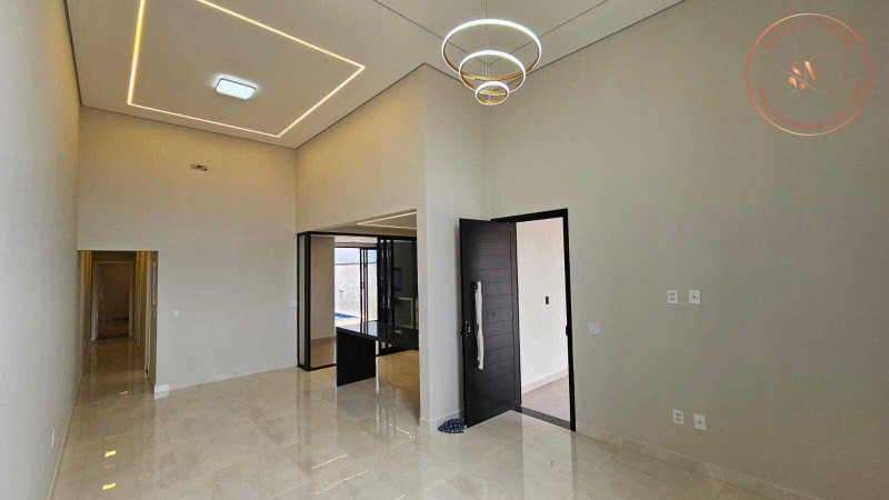 Casa T&eacute;rrea &agrave; venda, 140m - 3 Dormit&oacute;rios, sendo 1 Su&iacute;te - Moderna com Piscina&ndash; R$ 970.000 Avenida Ipanema Sorocaba - 