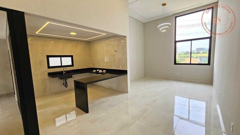 Casa T&eacute;rrea &agrave; venda, 140m - 3 Dormit&oacute;rios, sendo 1 Su&iacute;te - Moderna com Piscina&ndash; R$ 970.000 Avenida Ipanema Sorocaba - 