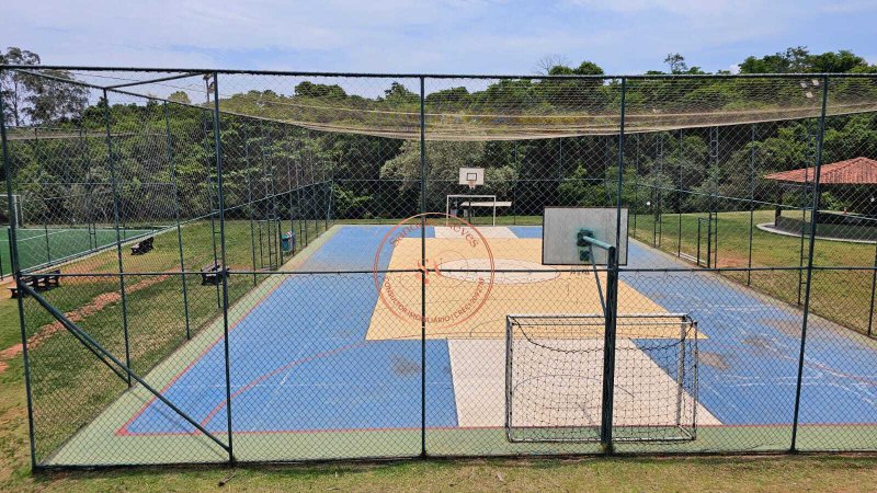 Casa T&eacute;rrea &agrave; venda, 140m - 3 Dormit&oacute;rios, sendo 1 Su&iacute;te - Moderna com Piscina&ndash; R$ 970.000 Avenida Ipanema Sorocaba - 